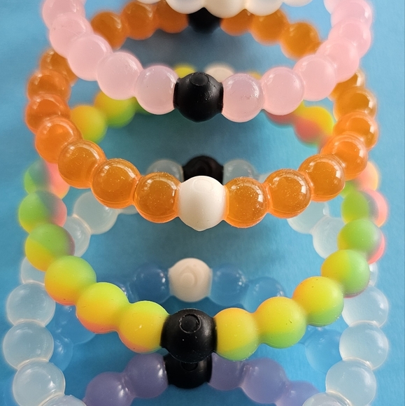 8 Lokai Bracelet Lot NWOT - Picture 4 of 9